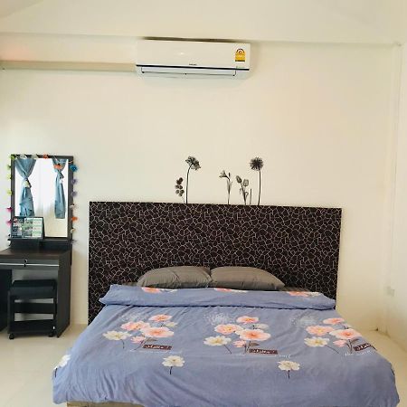 Ostello Supalakhouse Chiang Mai Esterno foto