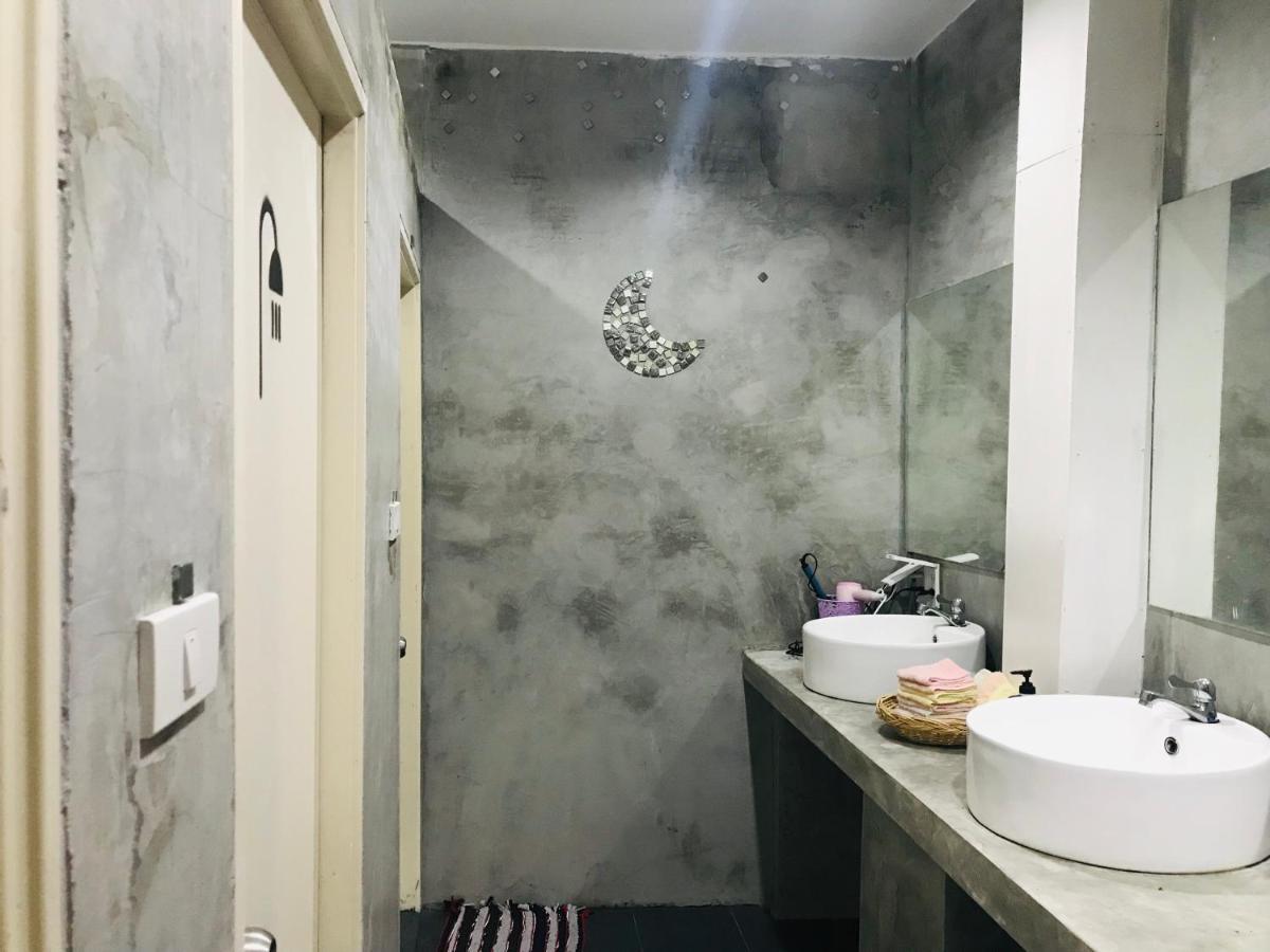 Ostello Supalakhouse Chiang Mai Esterno foto